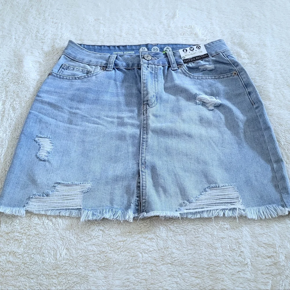 ✨️HP✨️ Rewash Distressed😫 